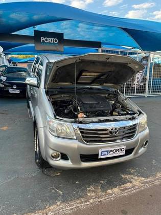 TOYOTA HILUX 3.0 SRV 4X4 CD 16V TURBO INTERCOOLER DIESEL 4P AUTOMÁTICO