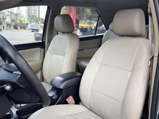 TOYOTA-HILUX SW4-2.7 SR 4X2 16V FLEX 4P AUTOMÁTICO TOYOTA-HILUX SW4-2014