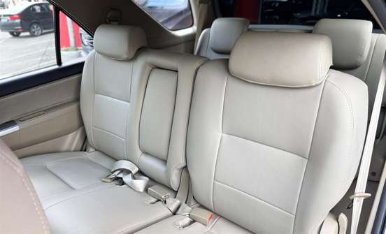 TOYOTA-HILUX SW4-2014