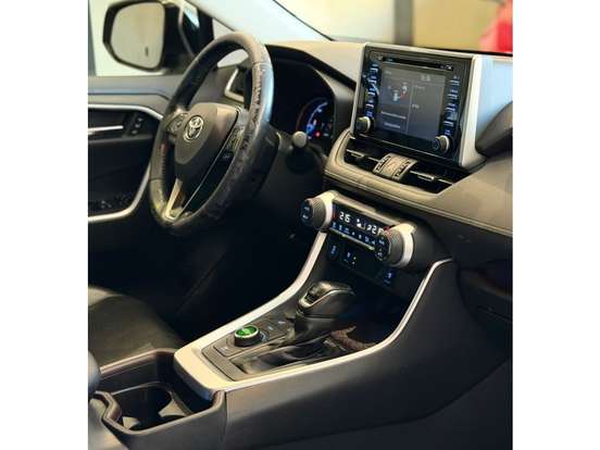 TOYOTA-RAV4-2019