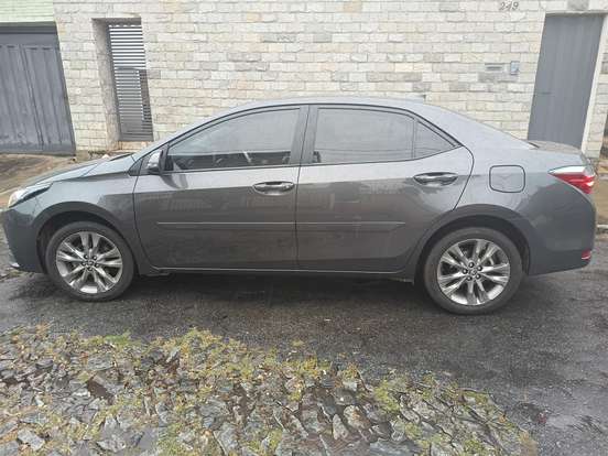 TOYOTA-COROLLA-2017