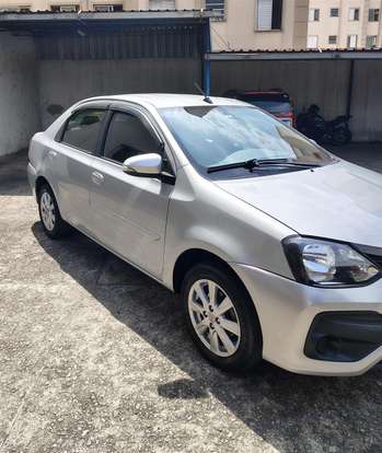 TOYOTA-ETIOS-1.5 X PLUS SEDAN 16V FLEX 4P AUTOMÁTICO TOYOTA-ETIOS-2020