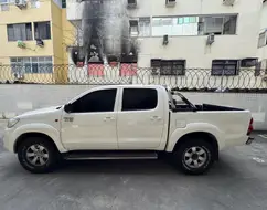 TOYOTA HILUX 2.7 SRV 4X2 CD 16V FLEX 4P AUTOMÁTICO TOYOTA HILUX 2.7 SRV 4X2 CD 16V FLEX 4P AUTOMÁTICO