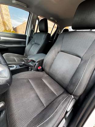 TOYOTA-HILUX-2022