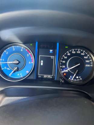 TOYOTA-HILUX SW4-2025