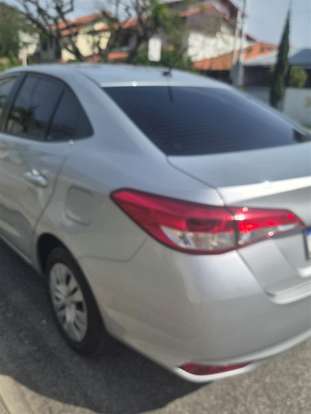 TOYOTA-YARIS-2024