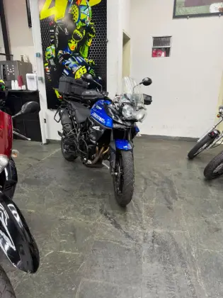 TRIUMPH TIGER 800 XRX TRIUMPH TIGER 800 XRX