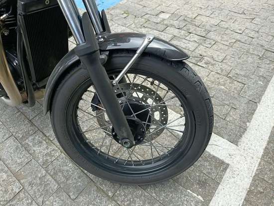 TRIUMPH-BONNEVILLE T100 900-2025