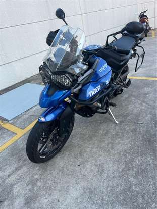 TRIUMPH-TIGER 800 XRX-2018