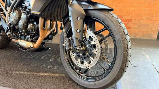 TRIUMPH-TIGER 800 XRX-2019