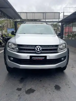 VOLKSWAGEN-AMAROK-2015