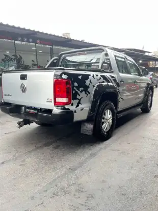 VOLKSWAGEN-AMAROK-2015