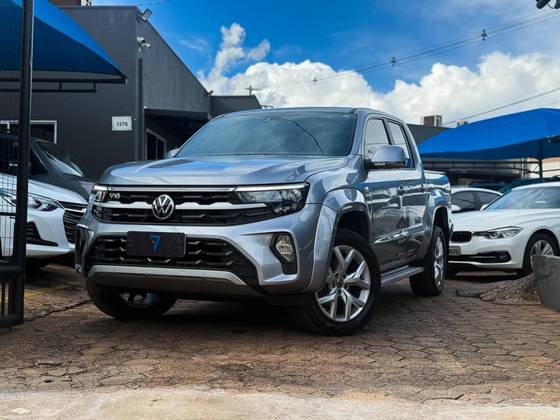 VOLKSWAGEN AMAROK 3.0 V6 TDI DIESEL HIGHLINE CD 4MOTION AUTOMÁTICO