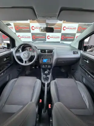 VOLKSWAGEN-FOX-2011