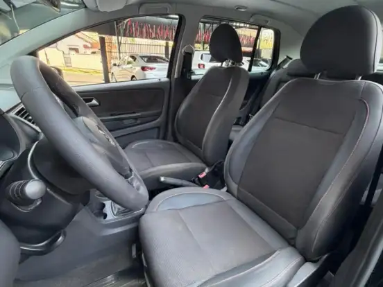 VOLKSWAGEN-FOX-1.6 MI PRIME 8V FLEX 4P MANUAL VOLKSWAGEN-FOX-2011