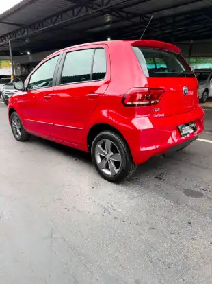 VOLKSWAGEN-FOX-2019