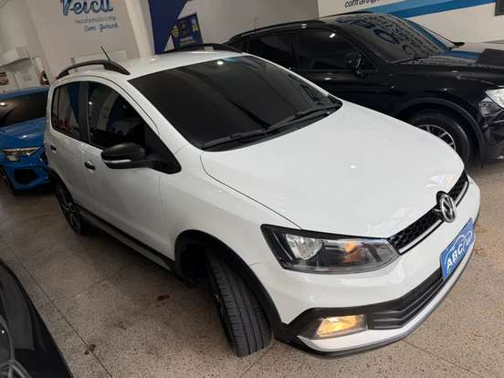 VOLKSWAGEN-FOX-2018