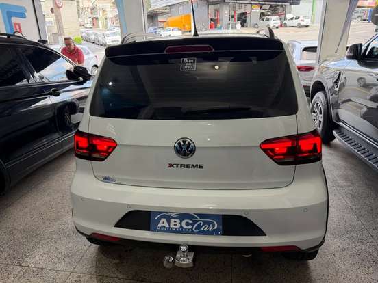 VOLKSWAGEN-FOX-2018