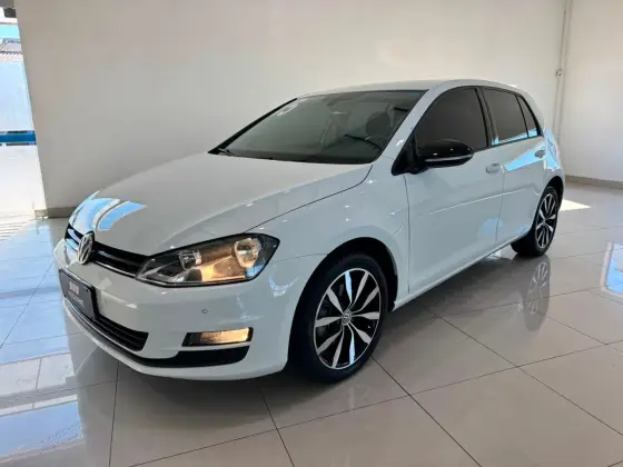 VOLKSWAGEN GOLF 1.4 TSI COMFORTLINE 16V GASOLINA 4P AUTOMÁTICO VOLKSWAGEN GOLF 1.4 TSI COMFORTLINE 16V GASOLINA 4P AUTOMÁTICO