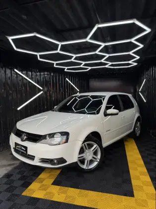 VOLKSWAGEN GOLF 2.0 MI SPORTLINE 8V FLEX 4P TIPTRONIC VOLKSWAGEN GOLF 2.0 MI SPORTLINE 8V FLEX 4P TIPTRONIC