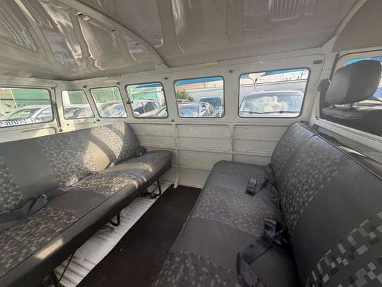 VOLKSWAGEN-KOMBI-1996