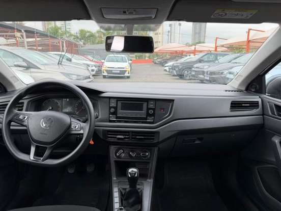 VOLKSWAGEN-POLO-2023