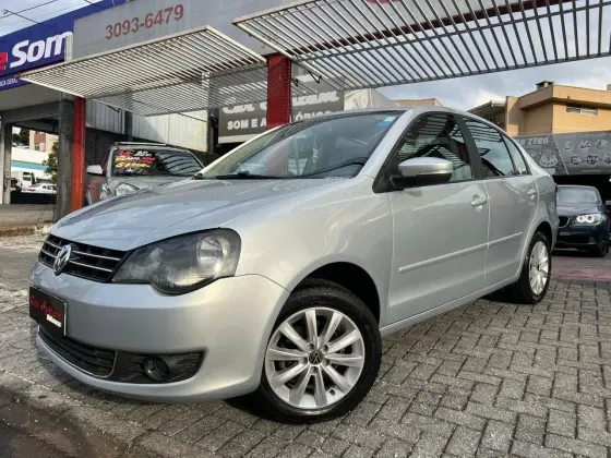 VOLKSWAGEN POLO SEDAN 1.6 MI 8V FLEX 4P MANUAL VOLKSWAGEN POLO SEDAN 1.6 MI 8V FLEX 4P MANUAL