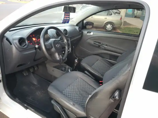 VOLKSWAGEN-SAVEIRO-2014