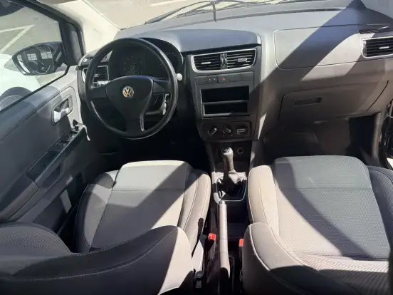 VOLKSWAGEN-SPACEFOX-2012