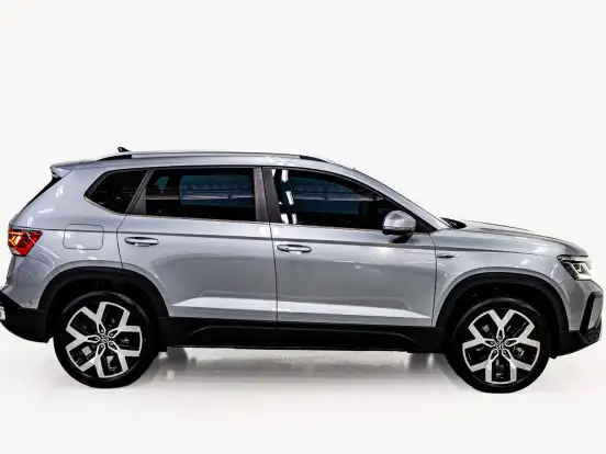 VOLKSWAGEN-TAOS-1.4 250 TSI TOTAL FLEX HIGHLINE AUTOMÁTICO VOLKSWAGEN-TAOS-2024