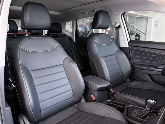 VOLKSWAGEN-TAOS-1.4 250 TSI TOTAL FLEX HIGHLINE AUTOMÁTICO VOLKSWAGEN-TAOS-2025