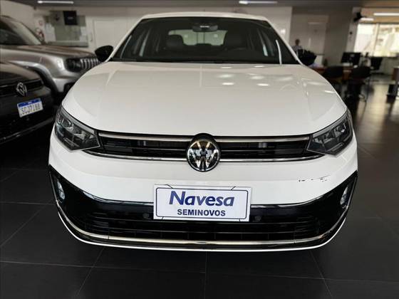 VOLKSWAGEN VIRTUS 1.0 200 TSI HIGHLINE AUTOMÁTICO