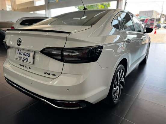 VOLKSWAGEN-VIRTUS-2023