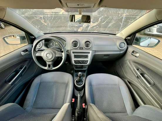 VOLKSWAGEN-VOYAGE-1.6 MI TRENDLINE 8V FLEX 4P MANUAL VOLKSWAGEN-VOYAGE-2014