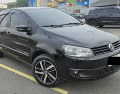 VOLKSWAGEN FOX 1.6 MI HIGHLINE 8V FLEX 4P MANUAL VOLKSWAGEN FOX 1.6 MI HIGHLINE 8V FLEX 4P MANUAL