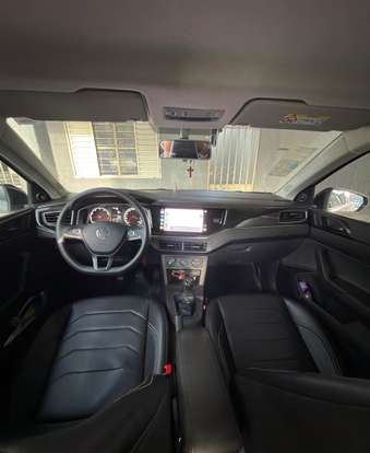 VOLKSWAGEN-POLO-2025