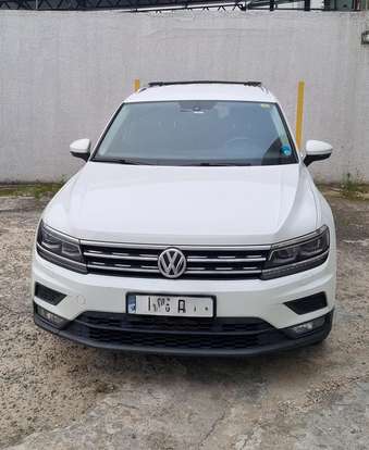 VOLKSWAGEN-TIGUAN-2019