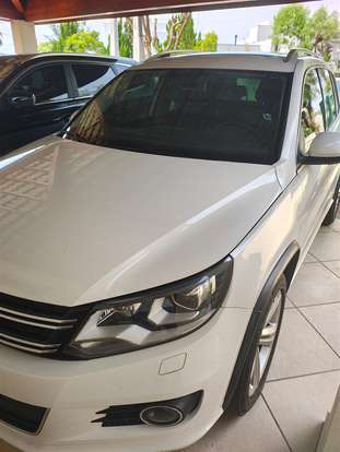 VOLKSWAGEN-TIGUAN-2013