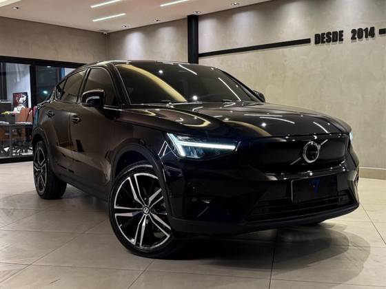 VOLVO C40 P8 RECHARGE TWIN ELECTRIC ULTIMATE AWD