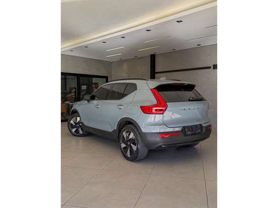 VOLVO-EX40-P6 RECHARGE ELECTRIC PLUS VOLVO-EX40-2025