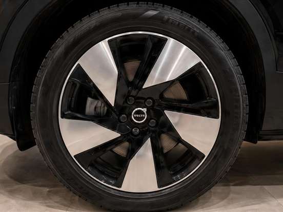 VOLVO-EX40-P6 RECHARGE ELECTRIC PLUS VOLVO-EX40-2025