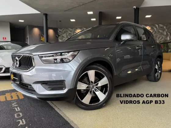 VOLVO XC40 2.0 T5 GASOLINA MOMENTUM AWD GEARTRONIC