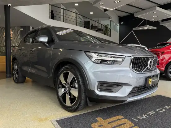 VOLVO-XC40-2.0 T5 GASOLINA MOMENTUM AWD GEARTRONIC VOLVO-XC40-2018