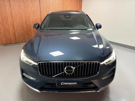 VOLVO-XC60-2023