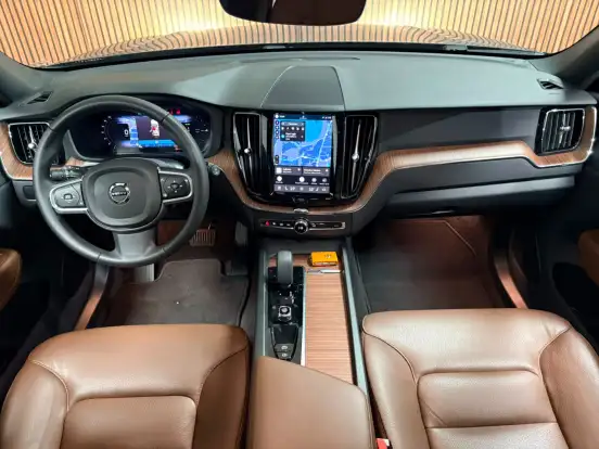 VOLVO-XC60-2.0 T8 RECHARGE PLUS AWD GEARTRONIC VOLVO-XC60-2023