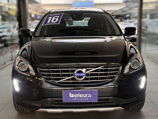 VOLVO-XC60-2015