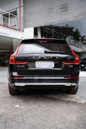 VOLVO-XC60-2026