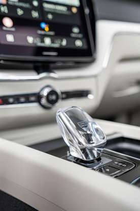 VOLVO-XC60-2026