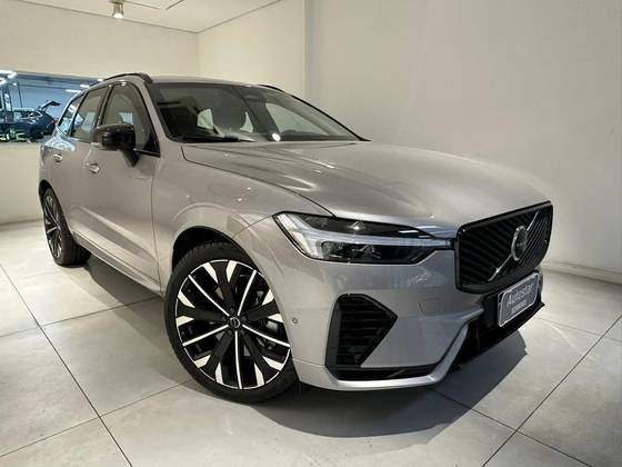 VOLVO XC60 2.0 T8 PHEV ULTRA DARK AWD GEARTRONIC