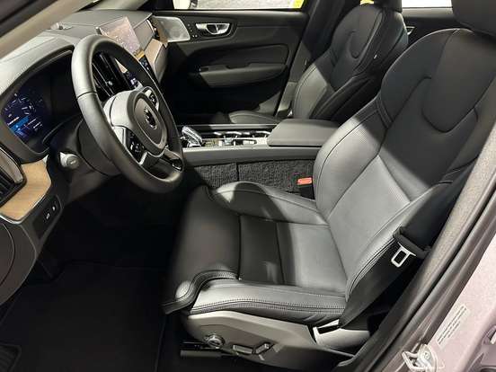 VOLVO-XC60-2.0 T8 PHEV ULTRA DARK AWD GEARTRONIC VOLVO-XC60-2025